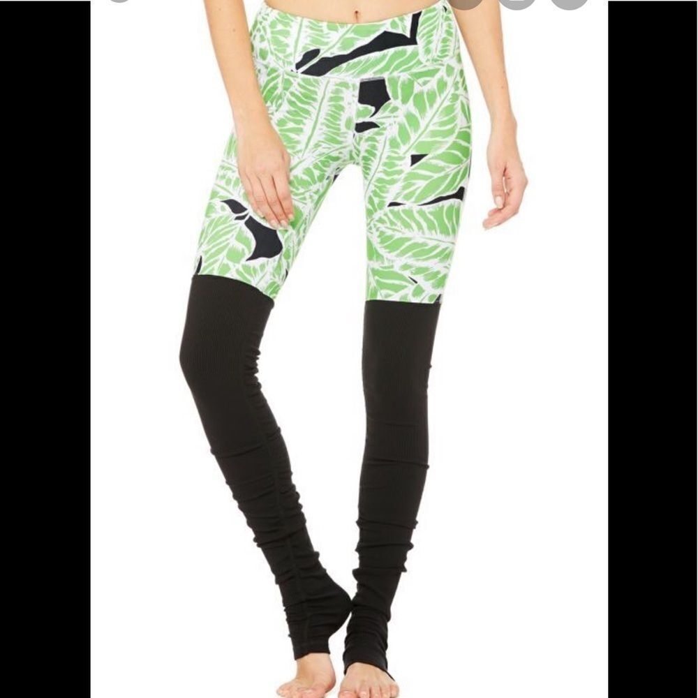Alo yoga leggings. Palm Springs. NWT. Small